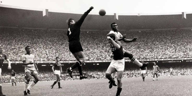 1963 là một năm đáng nhớ với riêng thủ môn Lev Yashin