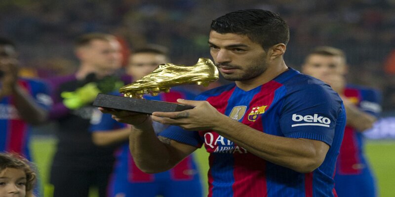 Thành tích siêu khủng tại CLB của Suarez 